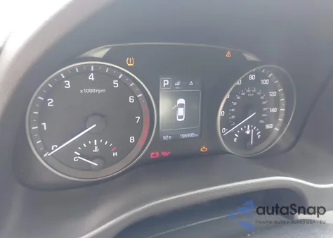 2018 Hyundai Elantra Sel z USA, uszkodzony, nr VIN 5NPD84LF3JH262374